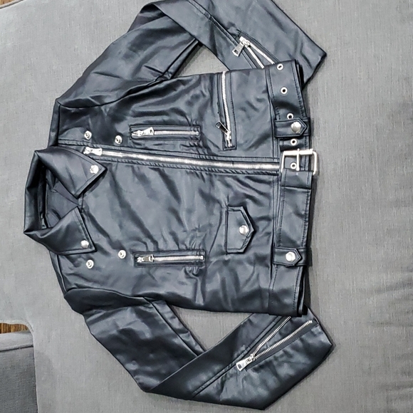 Jackets & Blazers - 💥50% sale💥NEW Rolls Royce faux leather moto bomber jacket szS #855